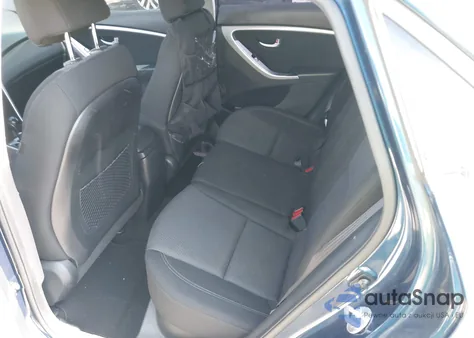 2016 Hyundai Elantra Gt z USA, uszkodzony, nr VIN KMHD35LHXGU304149